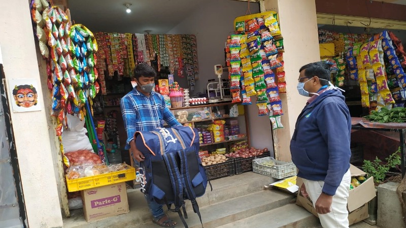 Harish, kirana store owner in Bengaluru, participates in the Big Billion Days 2020 